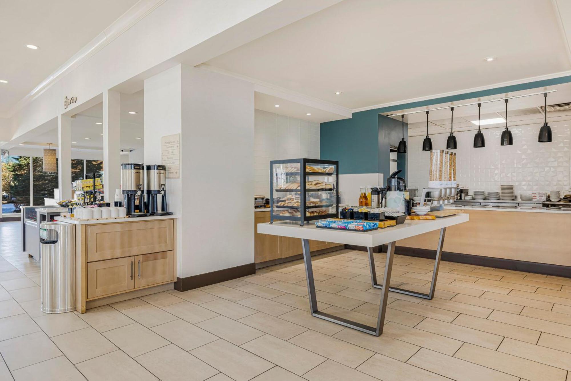 Hilton Garden Inn Colorado Springs Airport Экстерьер фото